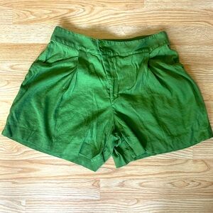 Cabi shorts green - new without tags